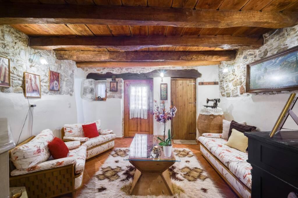 Traditional Cretan Stone House In The Center Of Crete Litos Eksteriør bilde