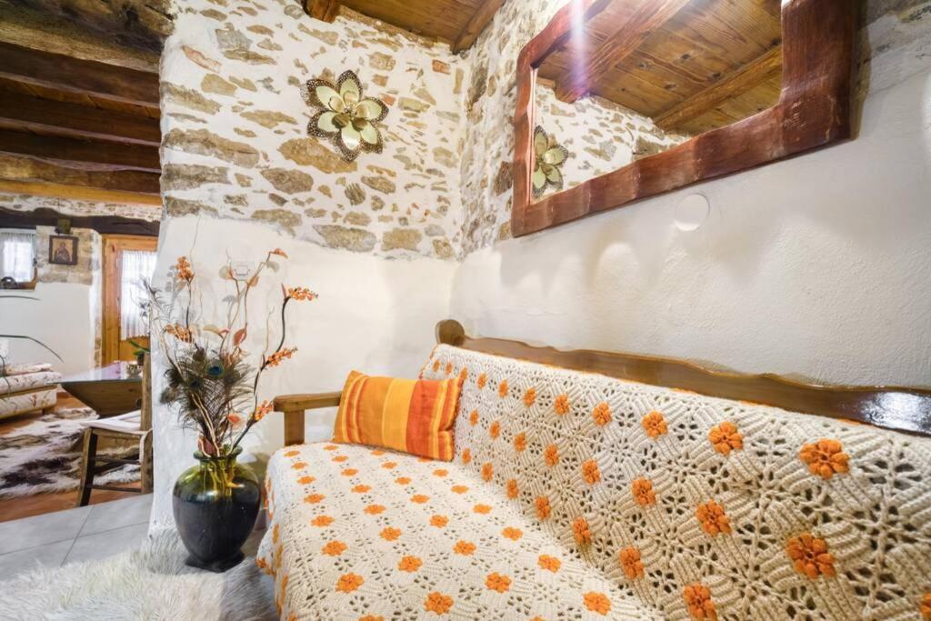 Traditional Cretan Stone House In The Center Of Crete Litos Eksteriør bilde